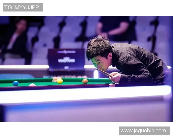 宾汉姆与沃顿争夺台球决赛桂冠精彩对决引发热议 宾汉姆与沃顿争夺台球决赛桂冠精彩对决引发热议