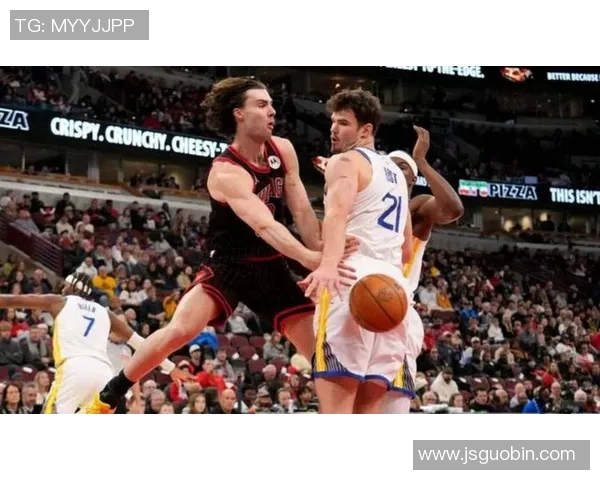 勇士与公牛激战11月21日NBA赛场再掀高潮球迷期待精彩对决