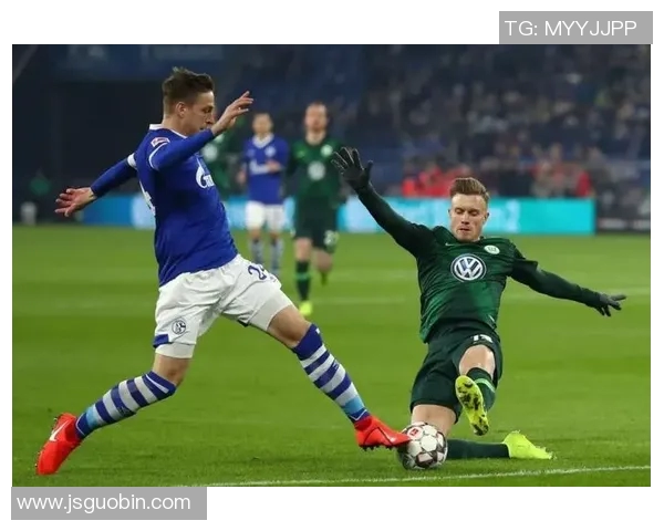 里昂与沃尔夫斯堡激战在即谁能在欧战中笑到最后