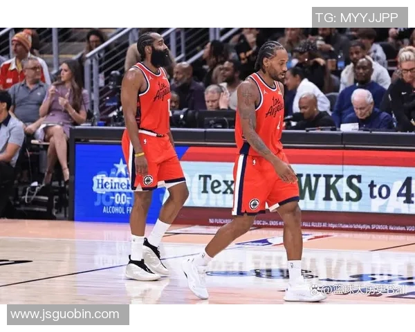 科怀伦纳德的篮球生涯与冠军之路：从天赋到荣耀的蜕变之旅